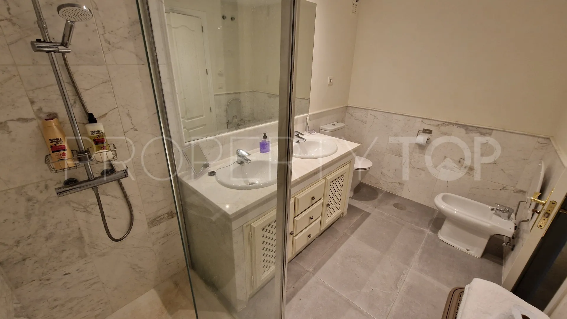 Apartamento planta baja con 2 dormitorios en venta en El Campanario