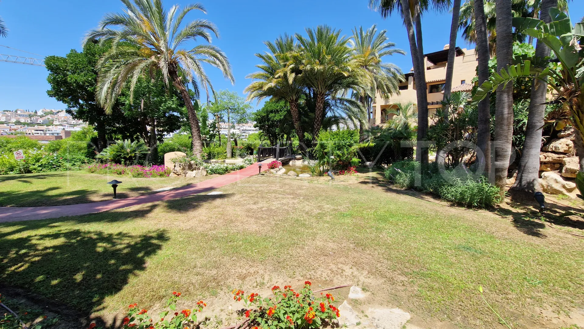 Apartamento planta baja con 2 dormitorios en venta en El Campanario