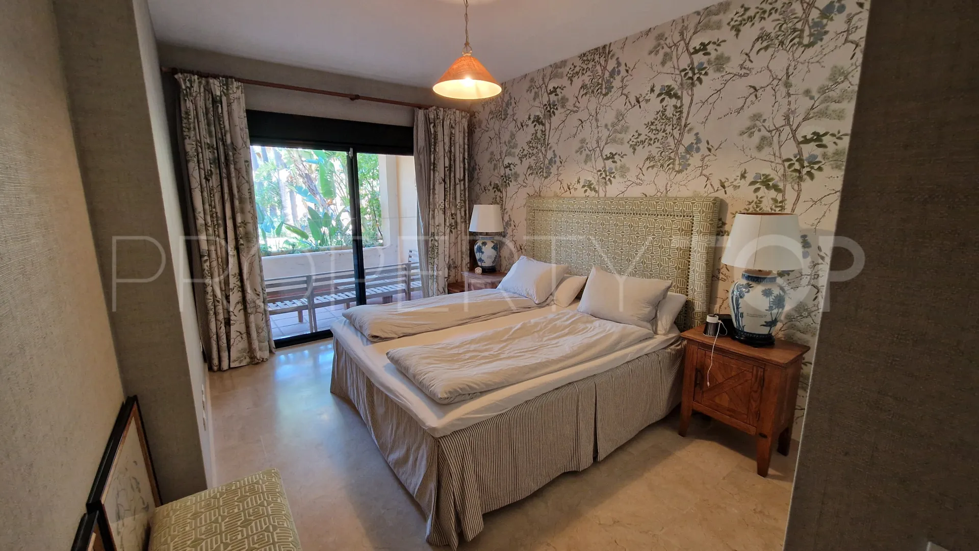Apartamento planta baja con 2 dormitorios en venta en El Campanario