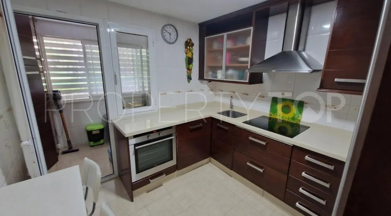 Estepona Puerto, apartamento en venta