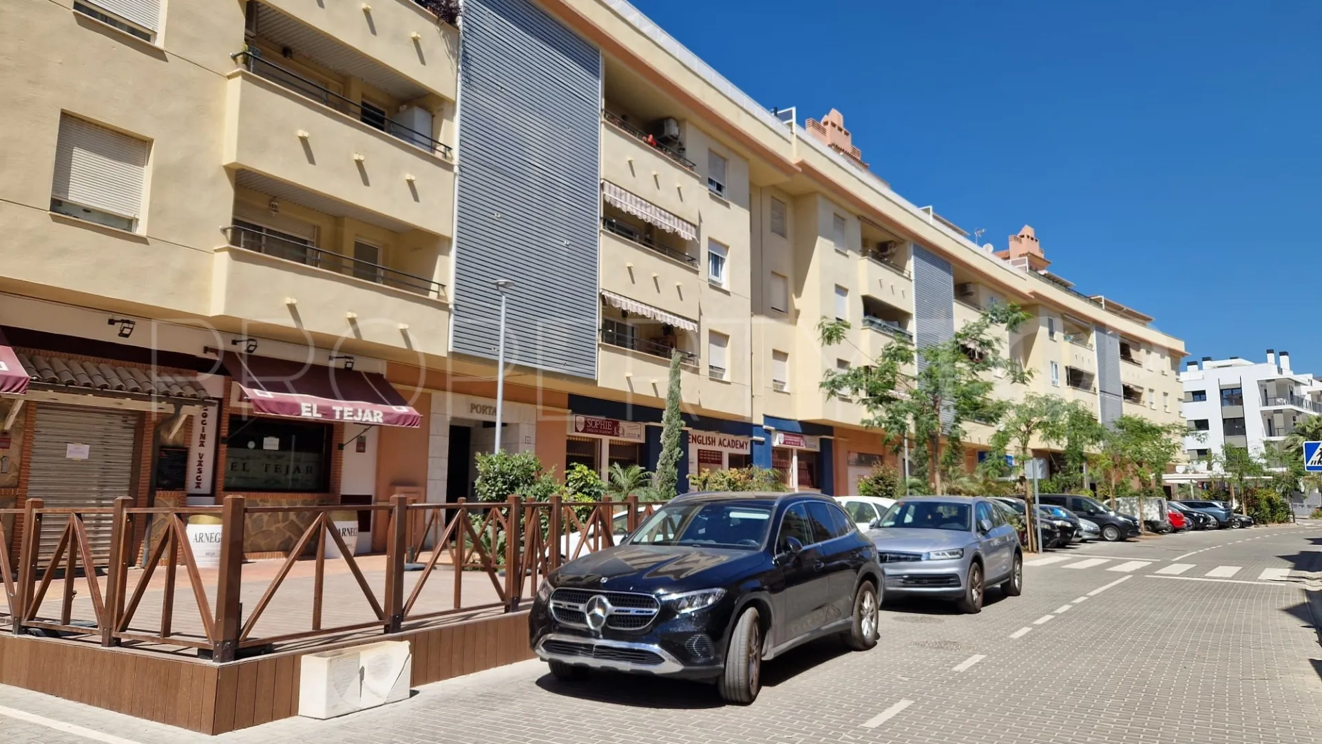 Estepona Puerto, apartamento en venta