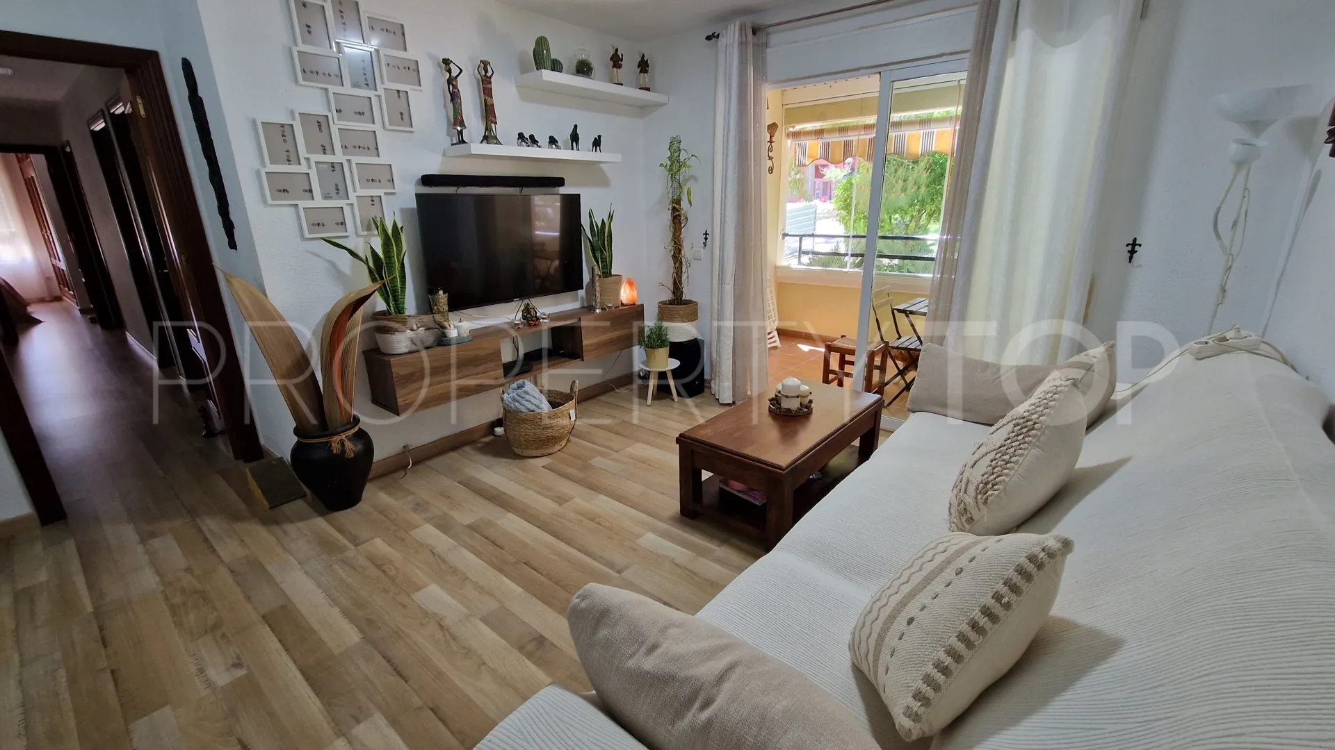 Estepona Puerto, apartamento en venta