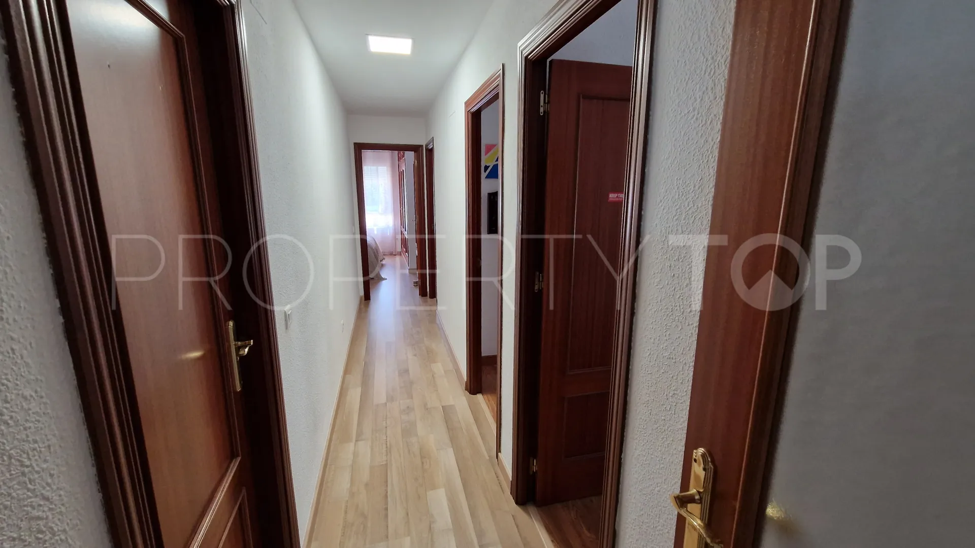 Estepona Puerto, apartamento en venta