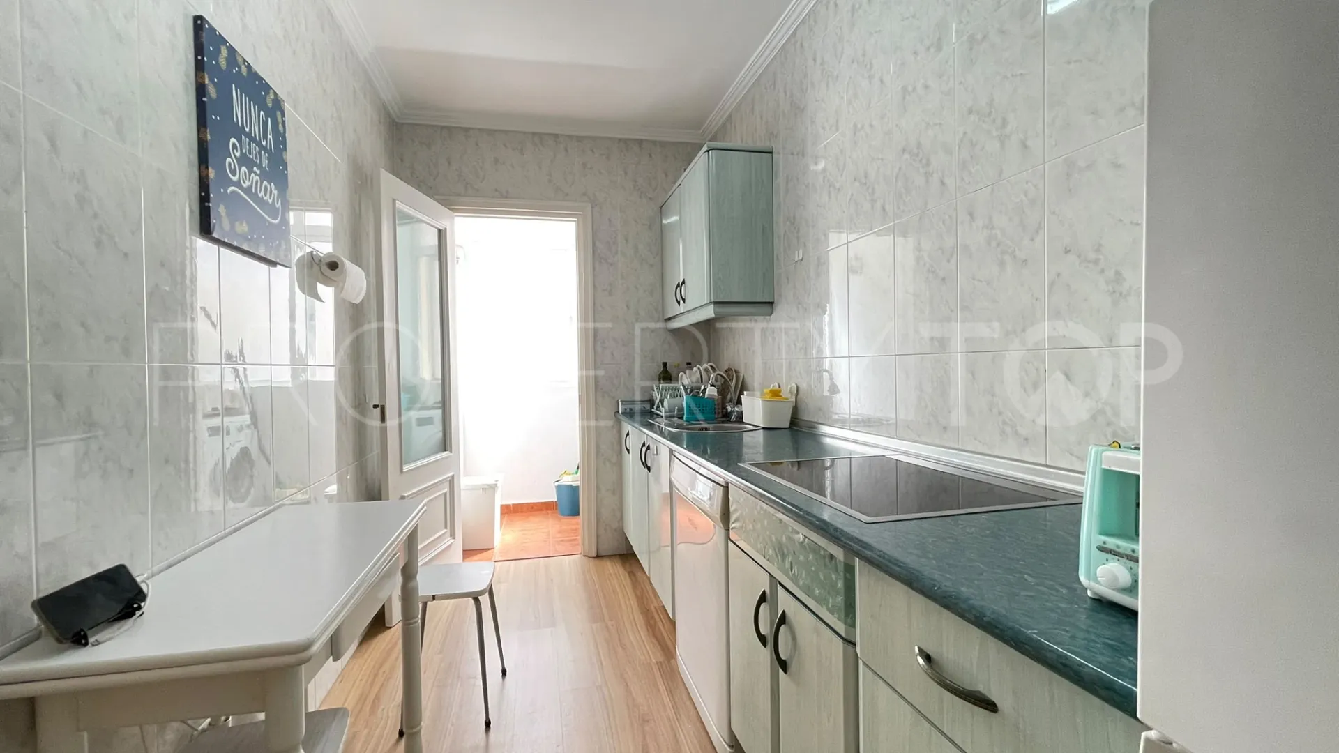 Estepona Centre 2 bedrooms apartment for sale