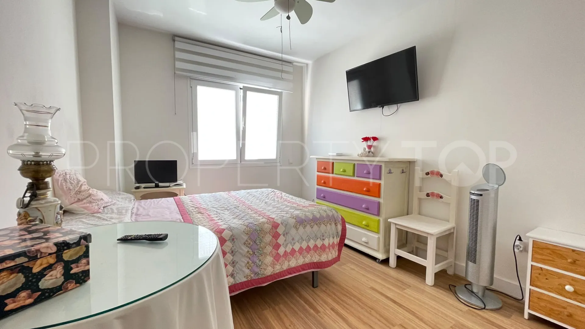 Estepona Centre 2 bedrooms apartment for sale