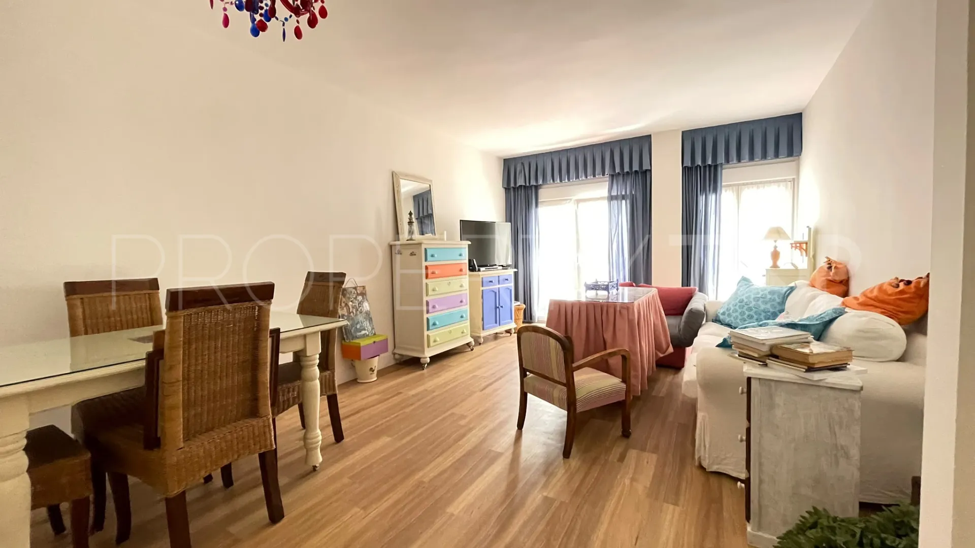 Estepona Centre 2 bedrooms apartment for sale