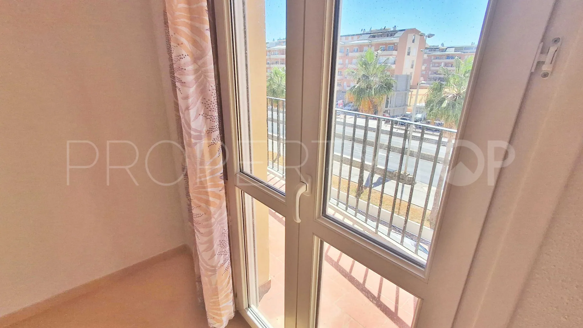 Buy flat with 2 bedrooms in Sabinillas