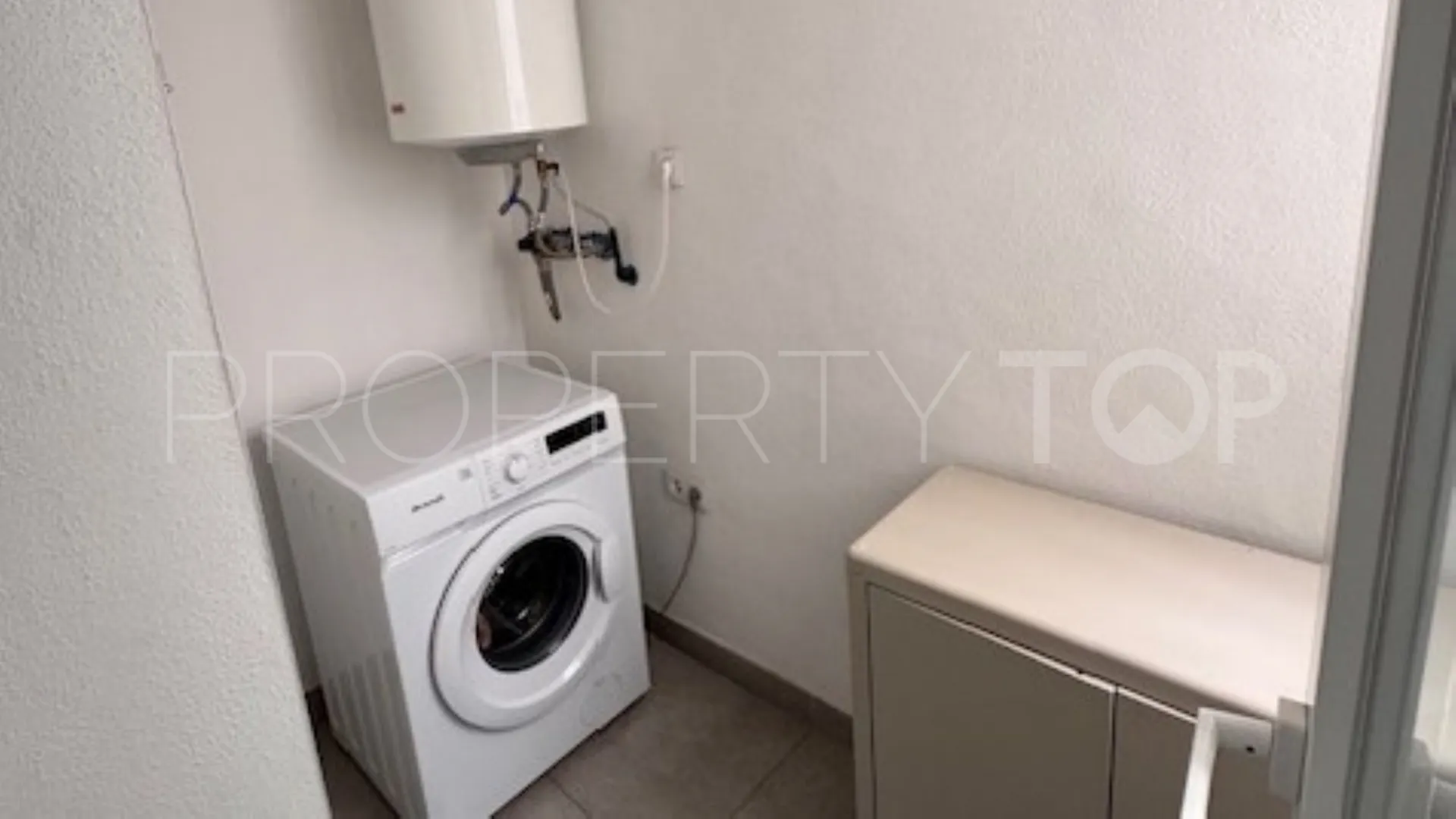 Buy Avda de Andalucia - Sierra de Estepona 2 bedrooms apartment