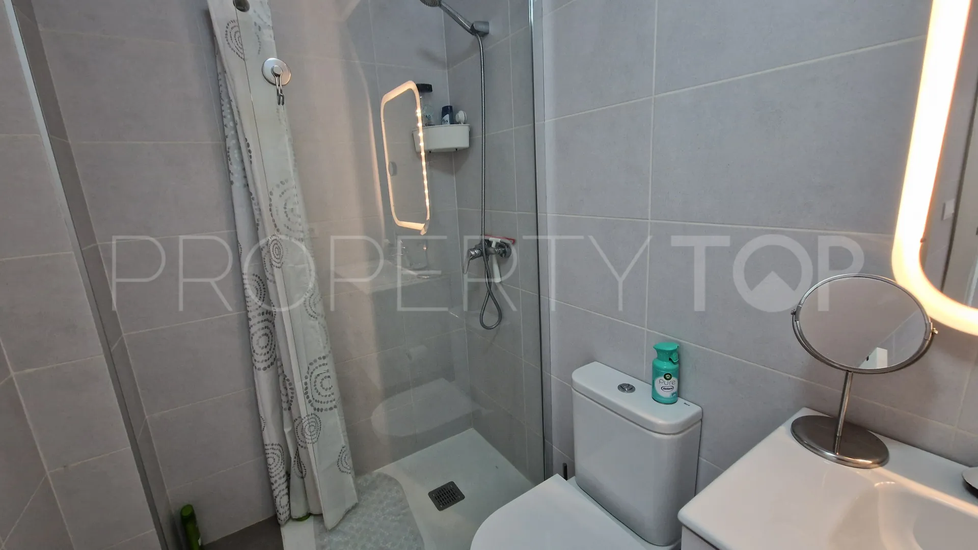 Buy Avda de Andalucia - Sierra de Estepona 2 bedrooms apartment