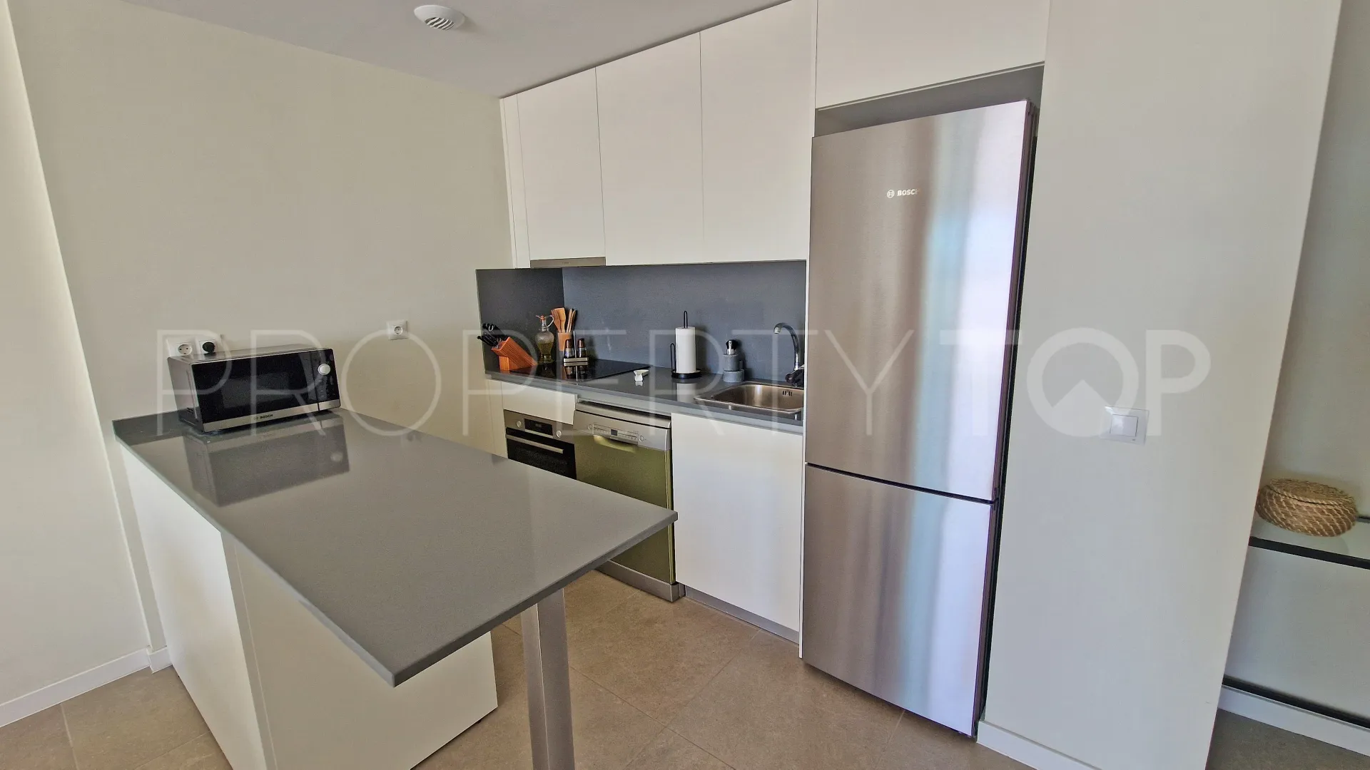 Don Pedro, apartamento en venta con 3 dormitorios