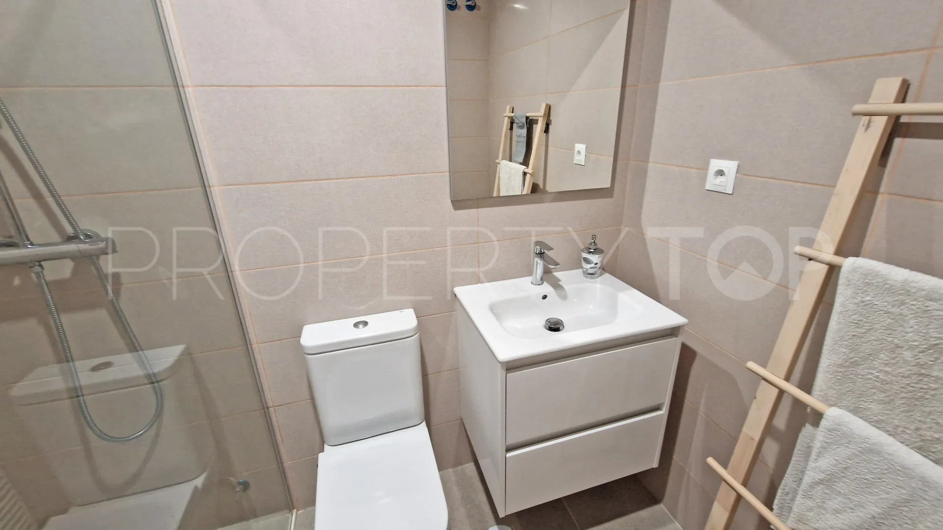 Don Pedro, apartamento en venta con 3 dormitorios