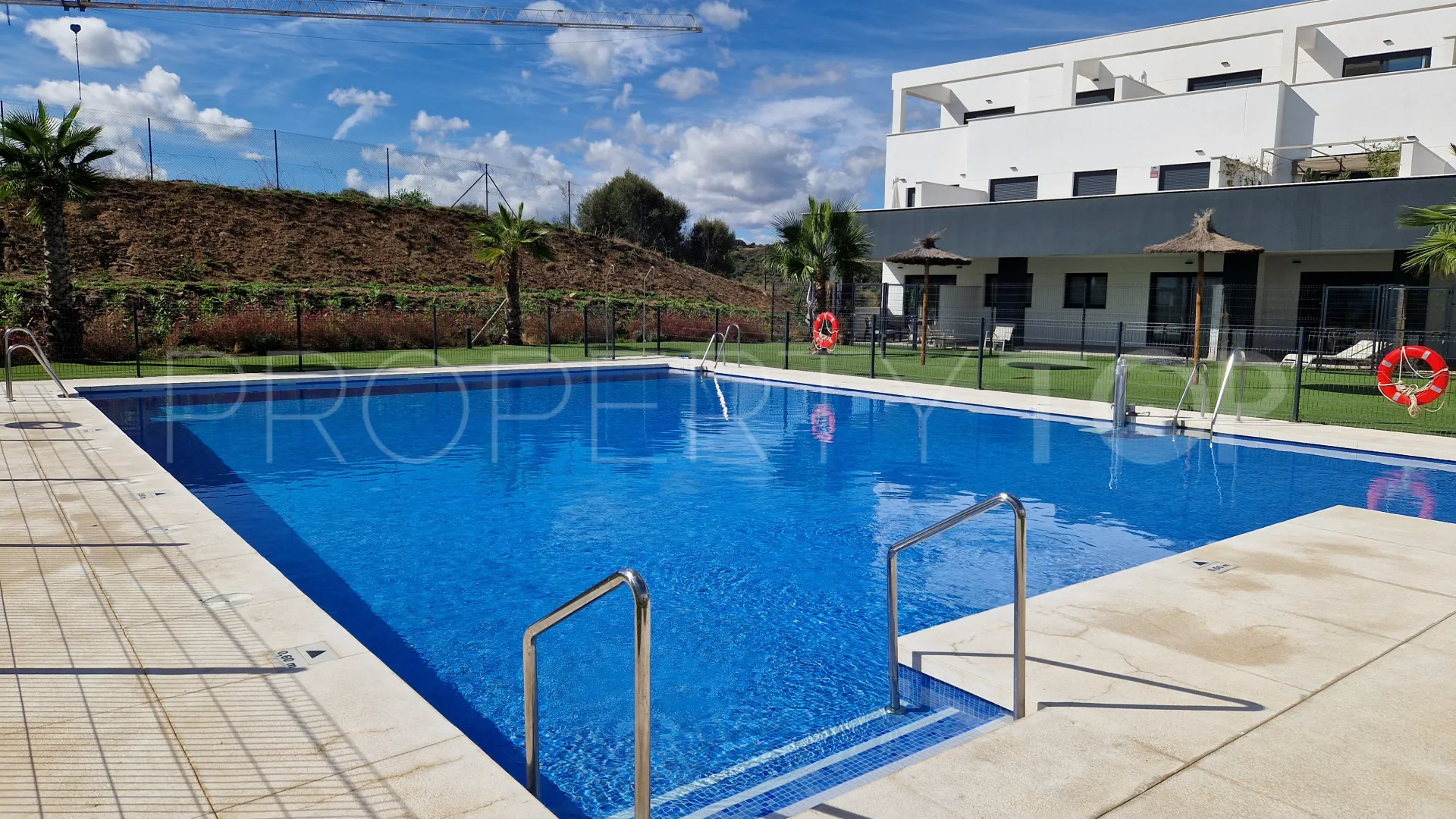 Don Pedro, apartamento en venta con 3 dormitorios