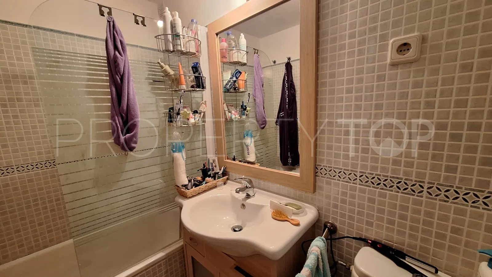 Apartamento de 3 dormitorios en venta en Estepona Oeste