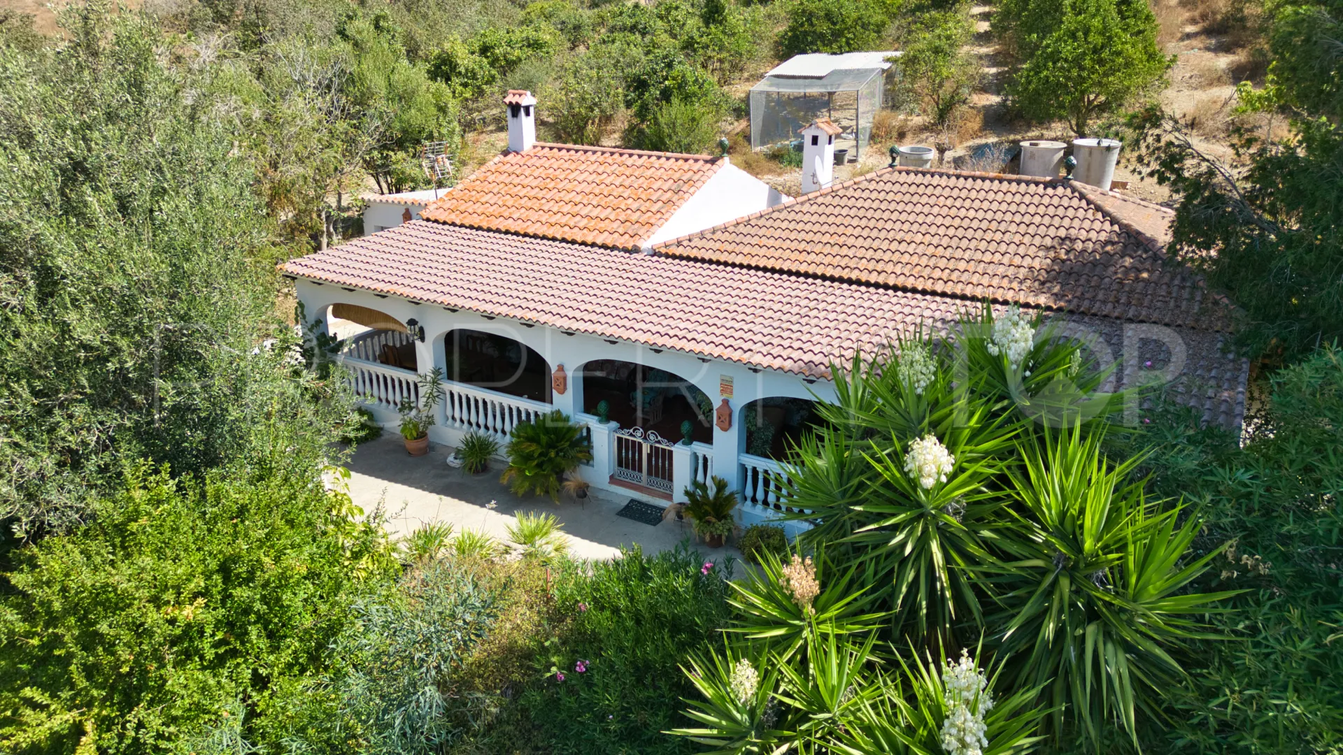 Finca en venta de 3 dormitorios en San Martin del Tesorillo