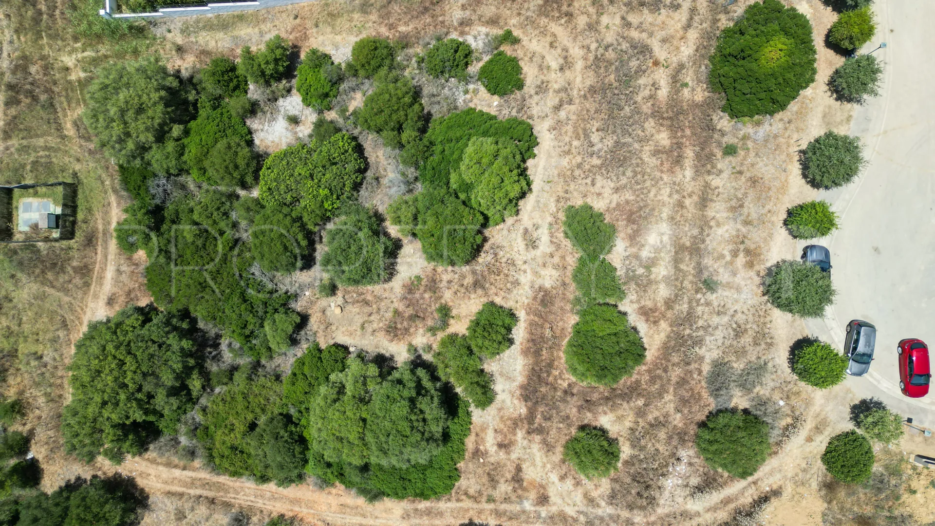 For sale plot in Zona L