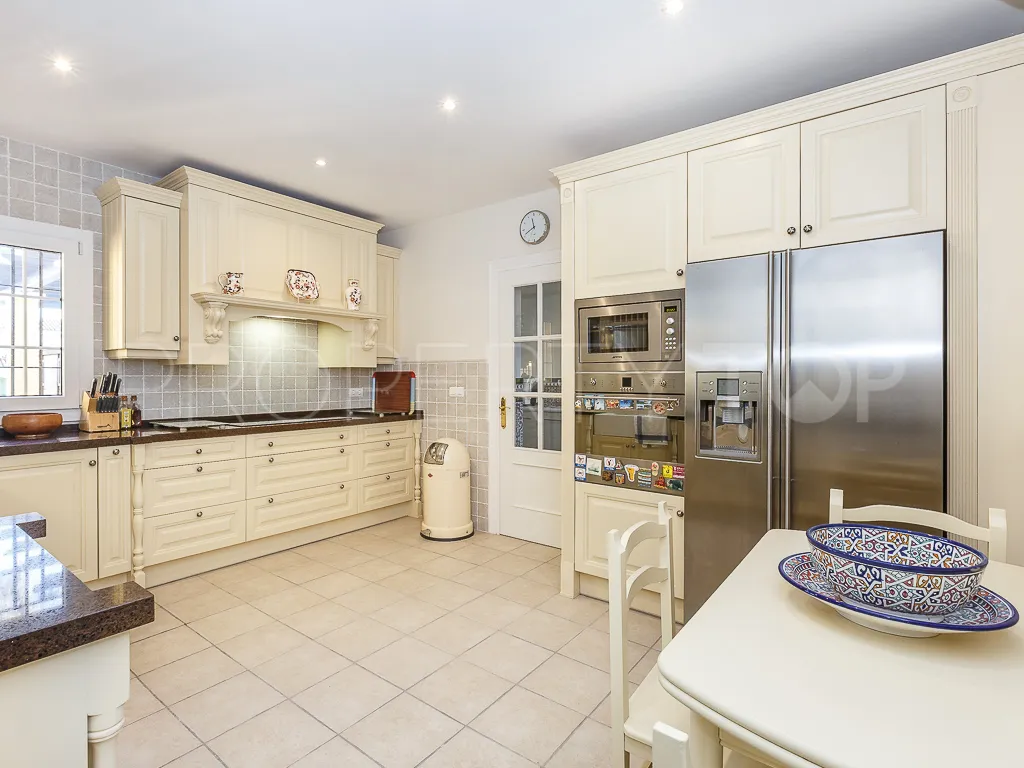 Zona B, villa en venta