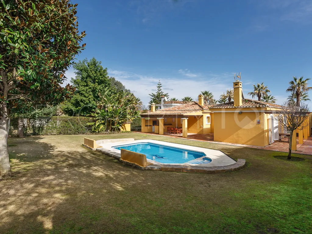 Zona B, villa en venta