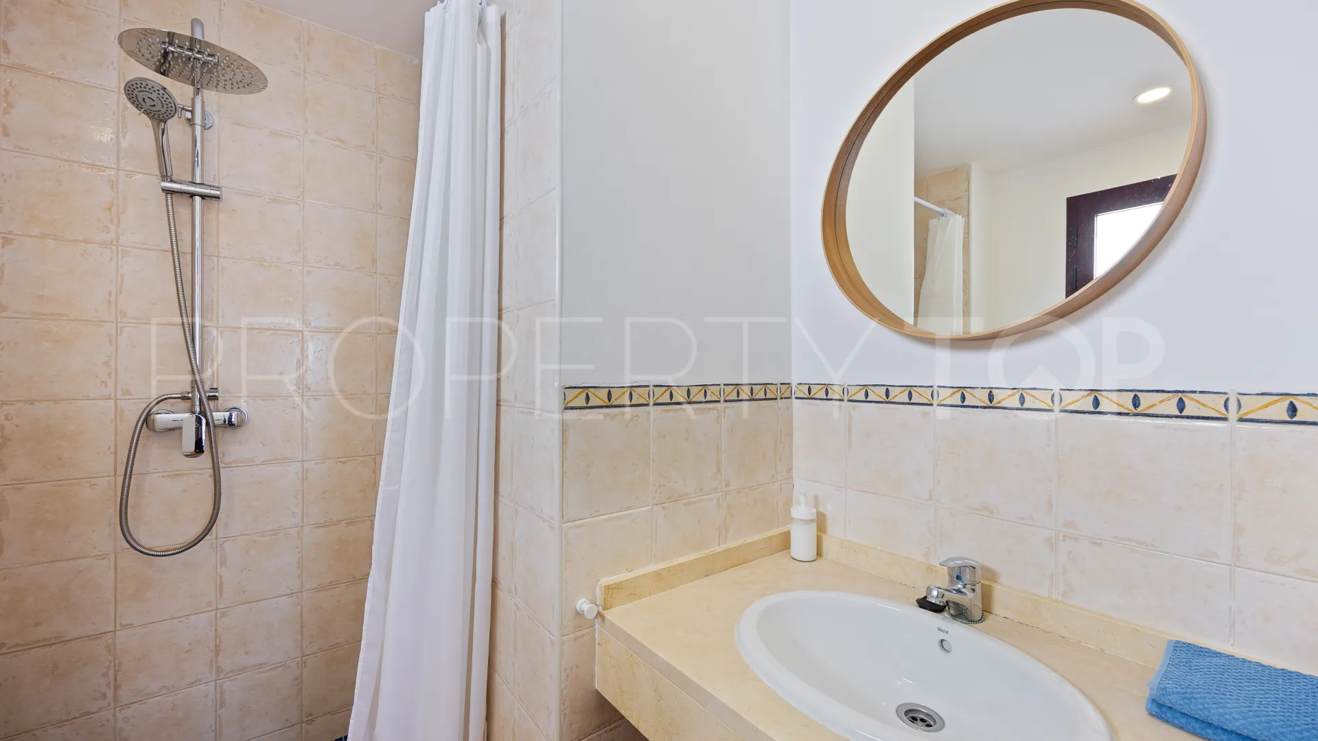 For sale Alcaidesa Golf 2 bedrooms town house