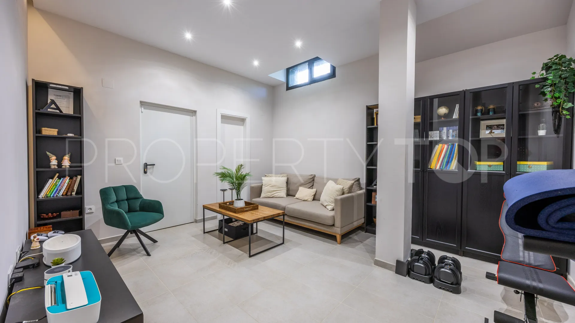 3 bedrooms town house in San Roque Club for sale