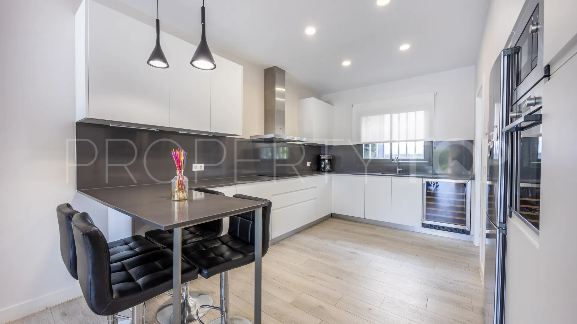 3 bedrooms town house in San Roque Club for sale