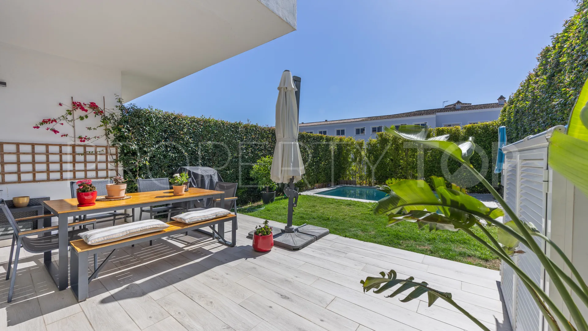 3 bedrooms town house in San Roque Club for sale
