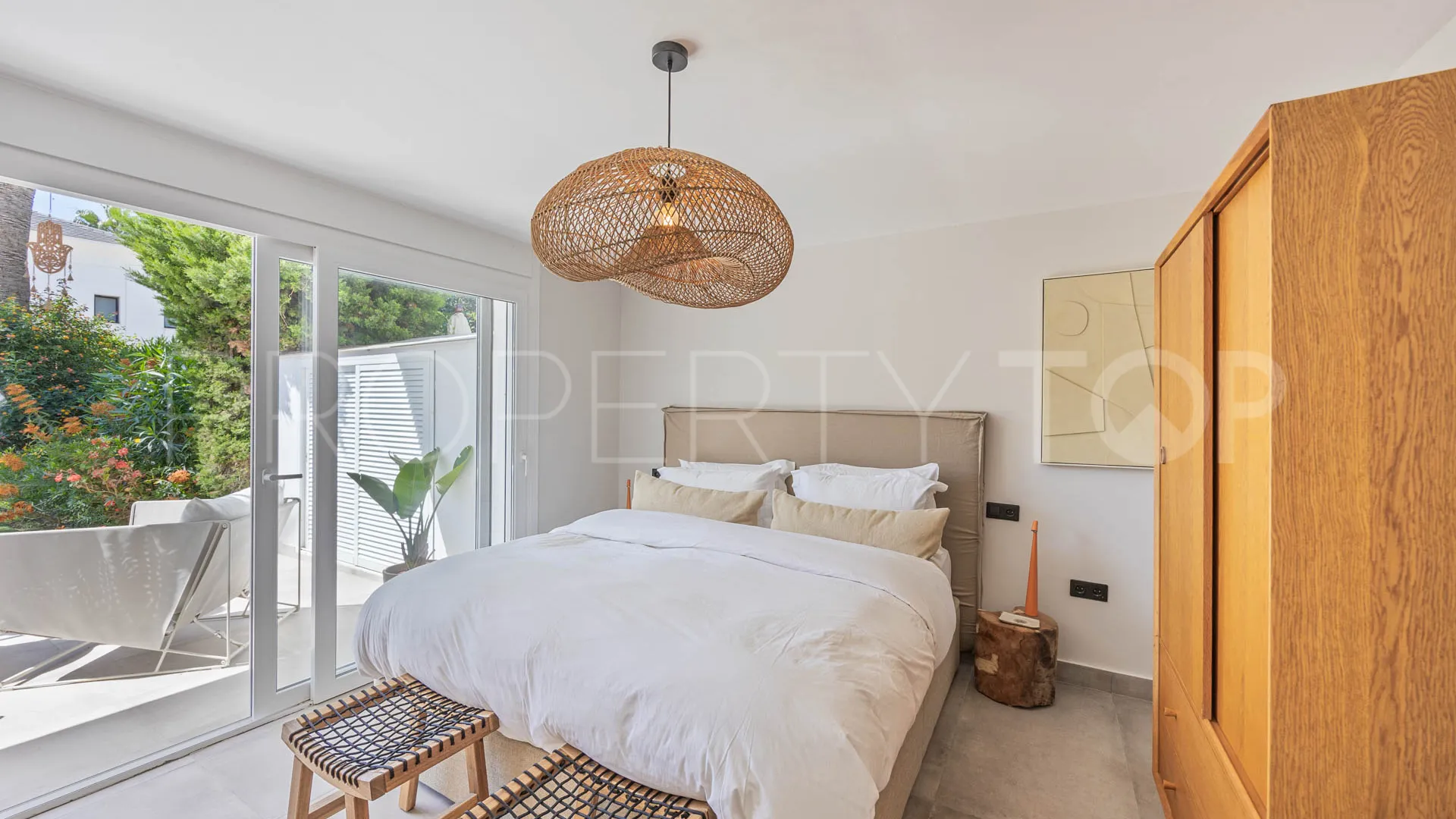 Apartamento planta baja en venta con 2 dormitorios en Jardines de Sotogrande