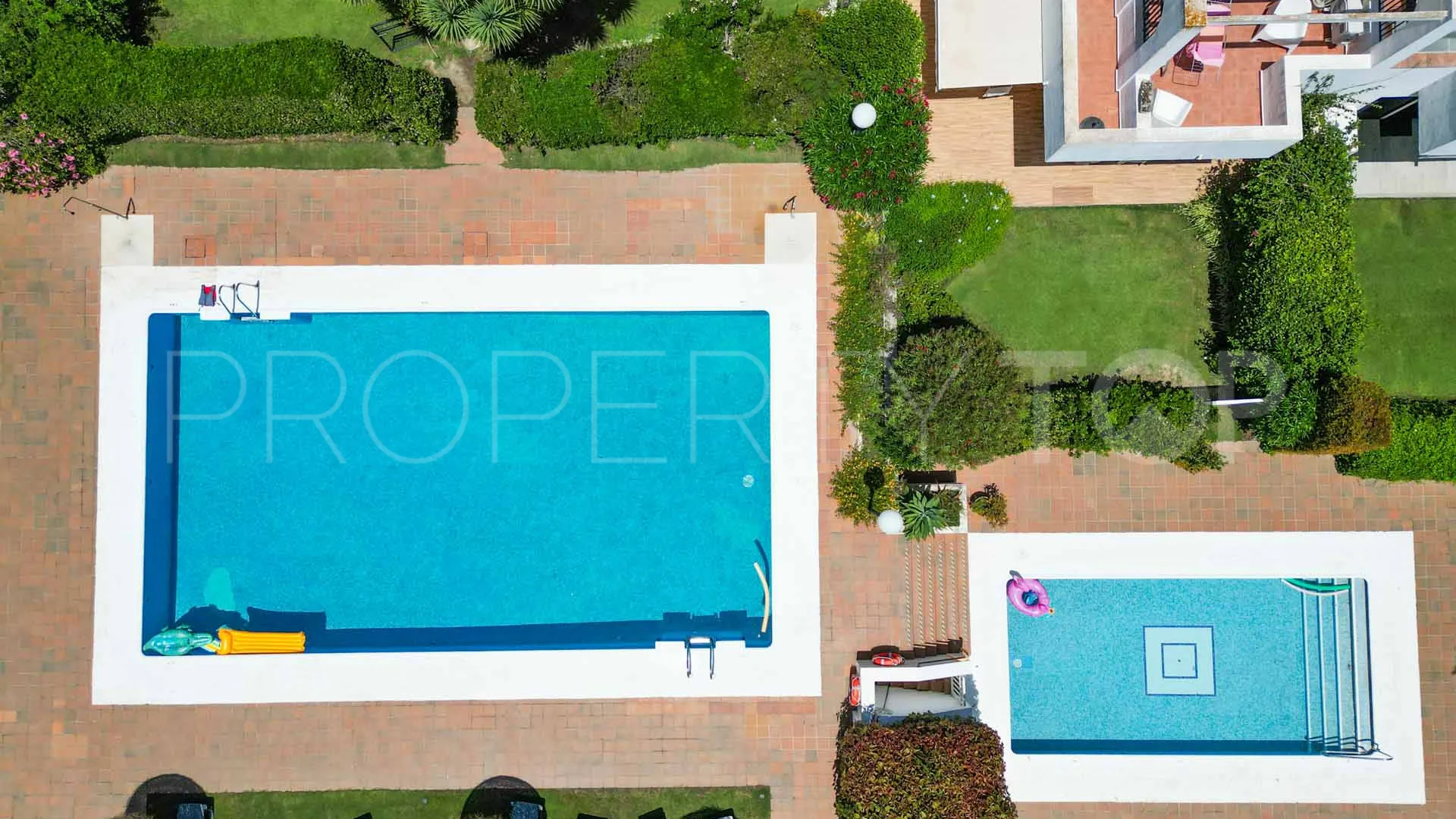 Apartamento planta baja en venta con 2 dormitorios en Jardines de Sotogrande