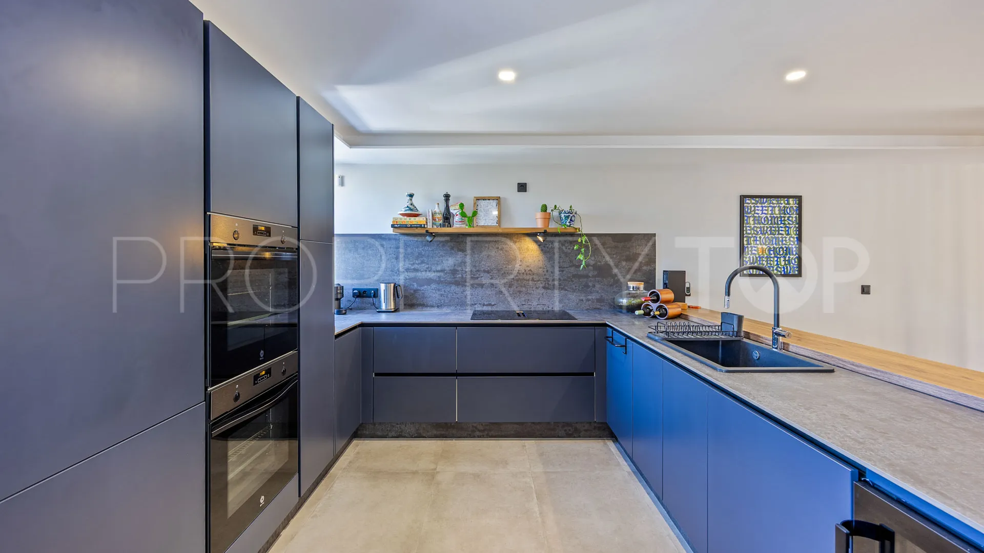 Apartamento planta baja en venta con 2 dormitorios en Jardines de Sotogrande