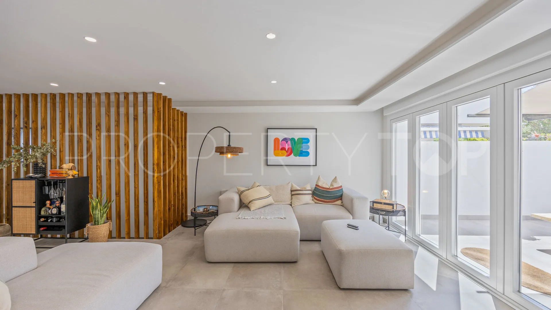 Apartamento planta baja en venta con 2 dormitorios en Jardines de Sotogrande