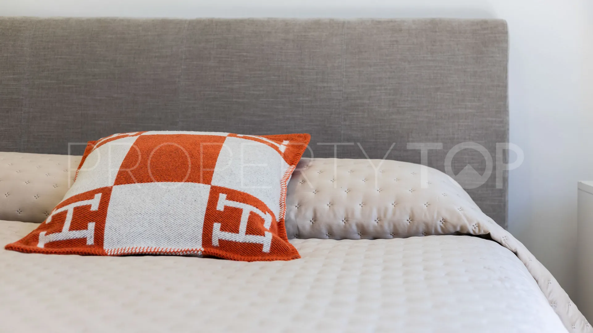 3 bedrooms Senda Chica ground floor apartment for sale