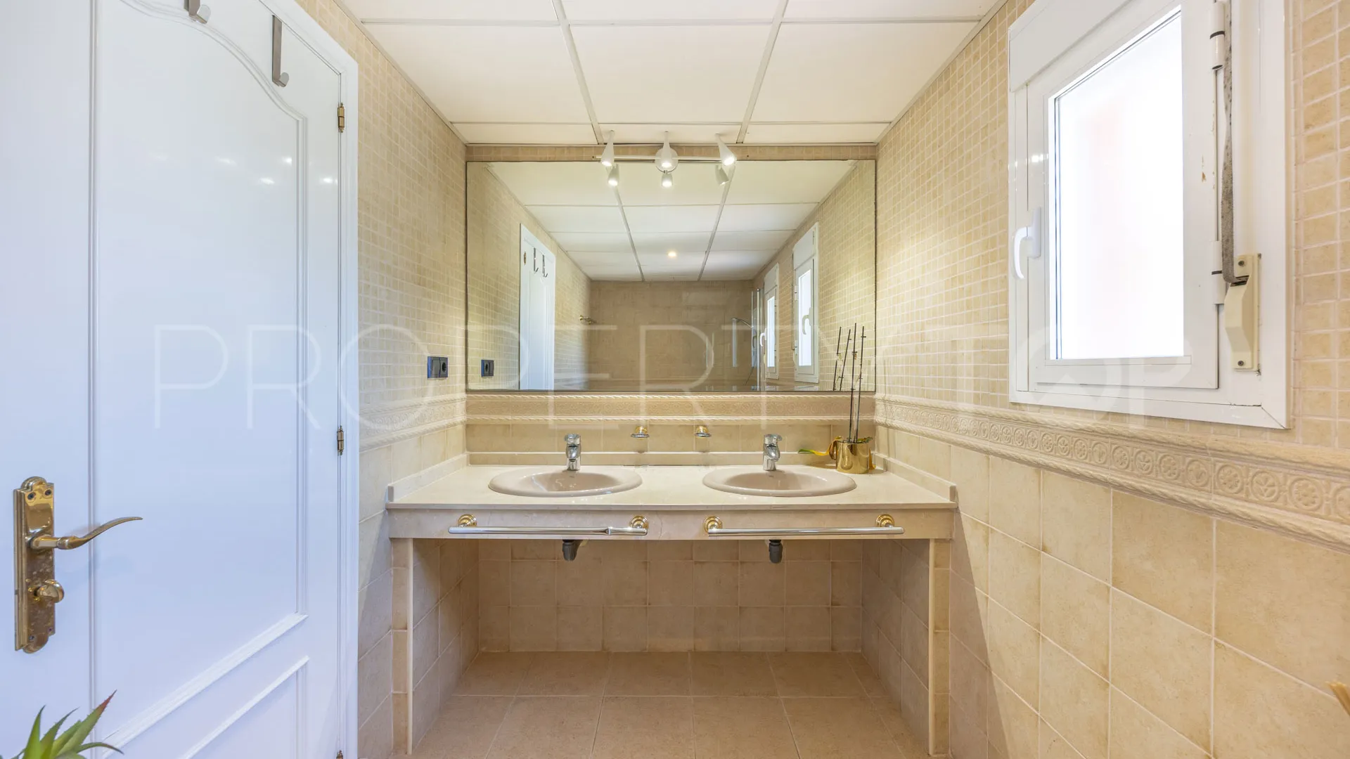 For sale Zona B villa