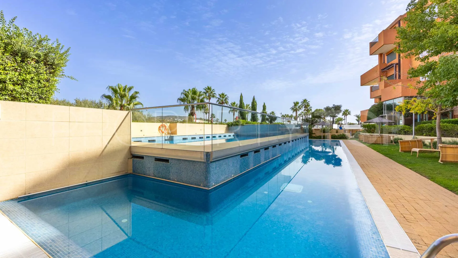 Apartamento de 3 dormitorios en venta en Ribera del Marlin