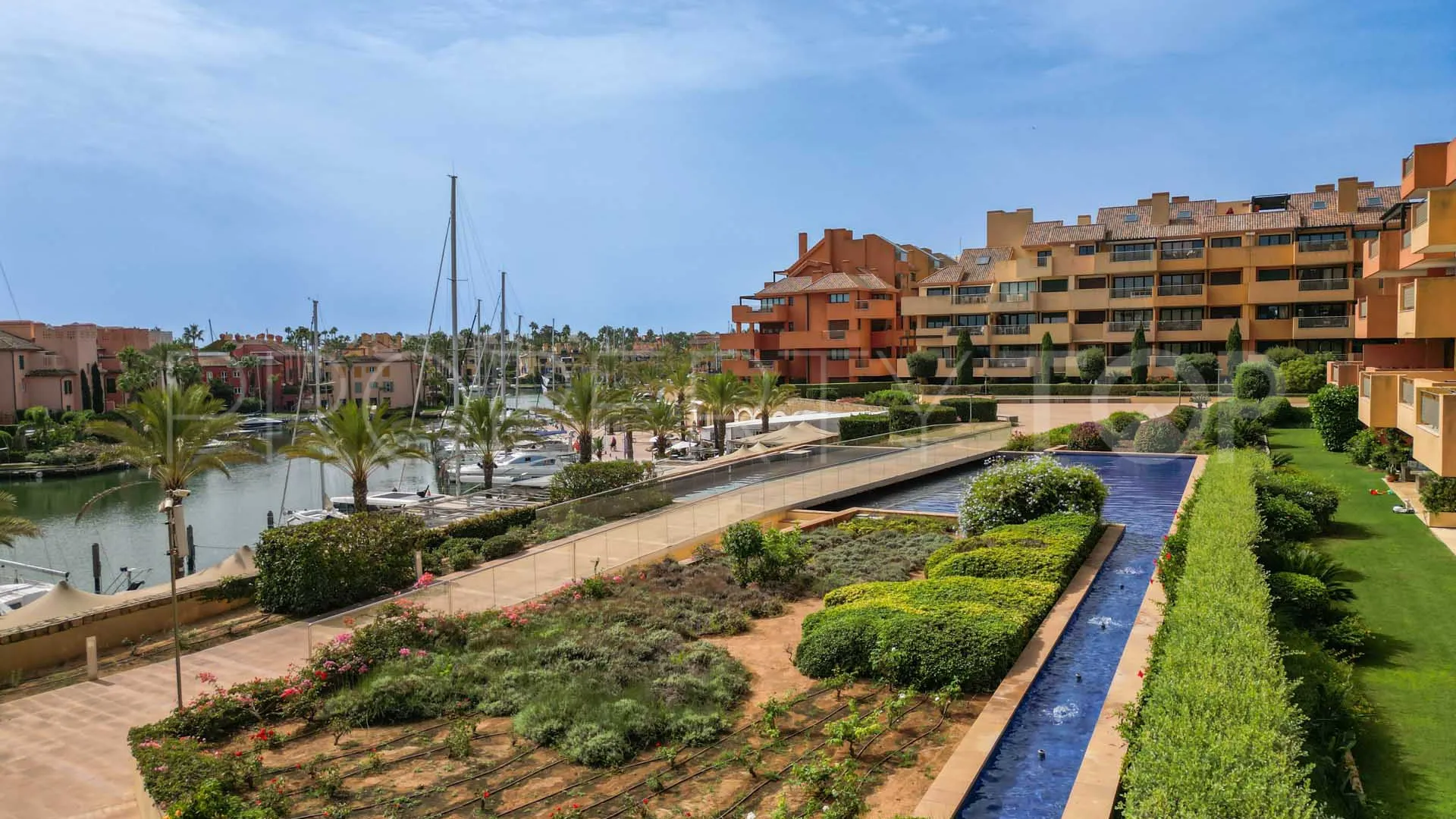 Apartamento de 3 dormitorios en venta en Ribera del Marlin