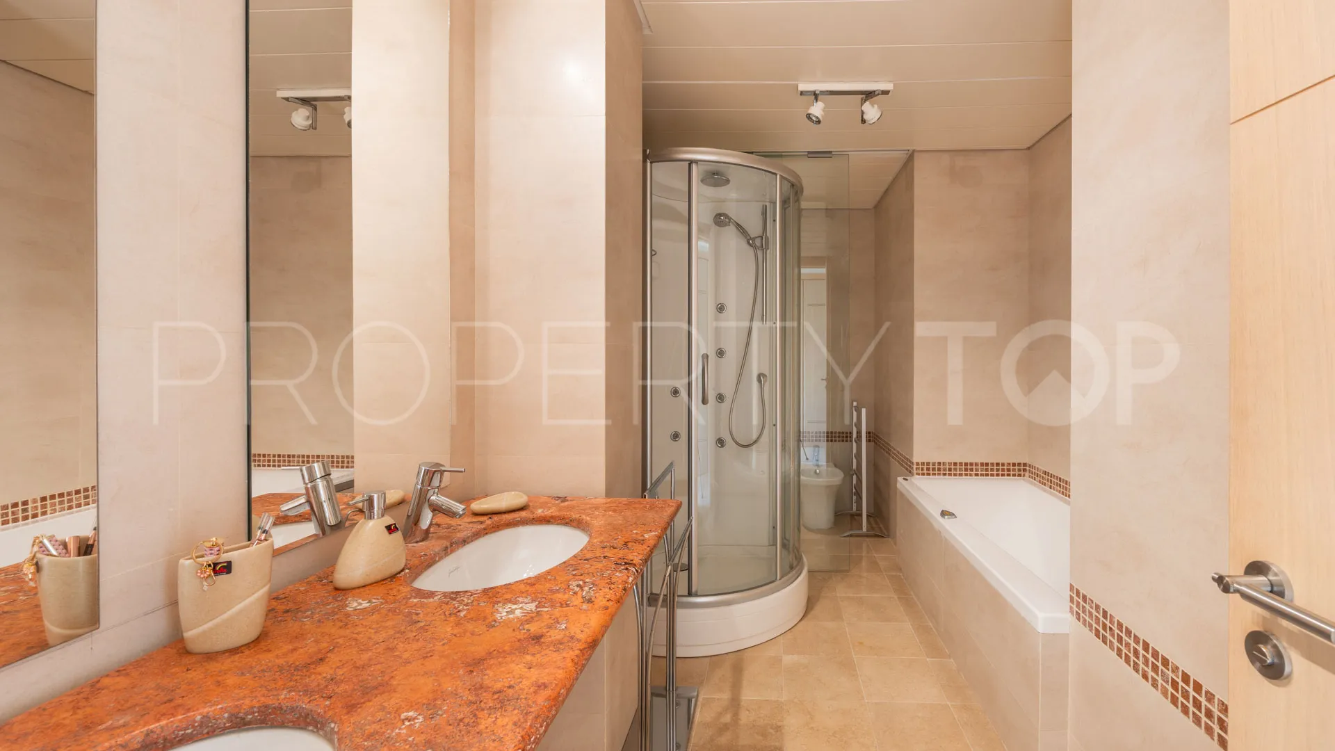Apartamento de 3 dormitorios en venta en Ribera del Marlin