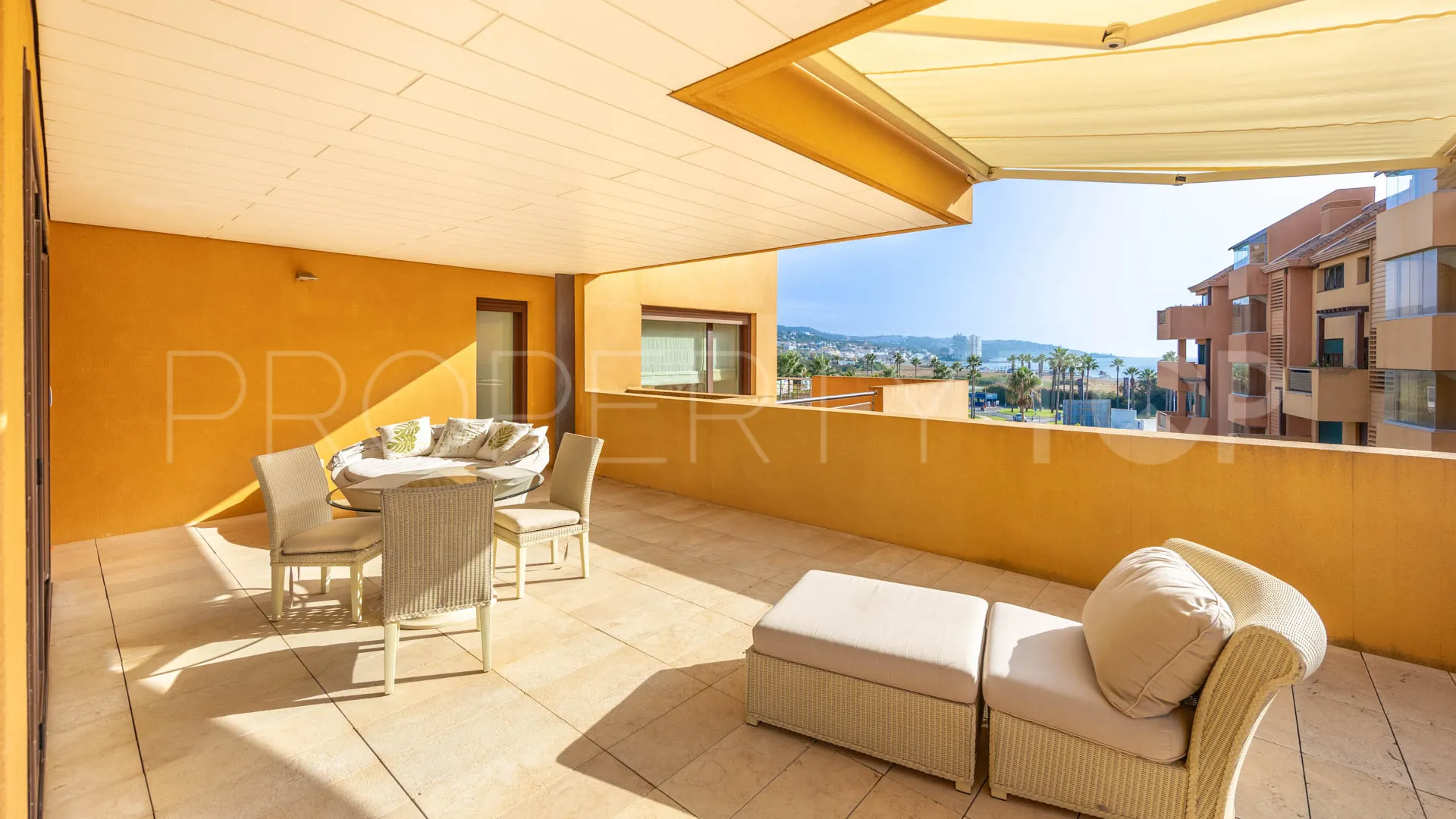 Apartamento de 3 dormitorios en venta en Ribera del Marlin