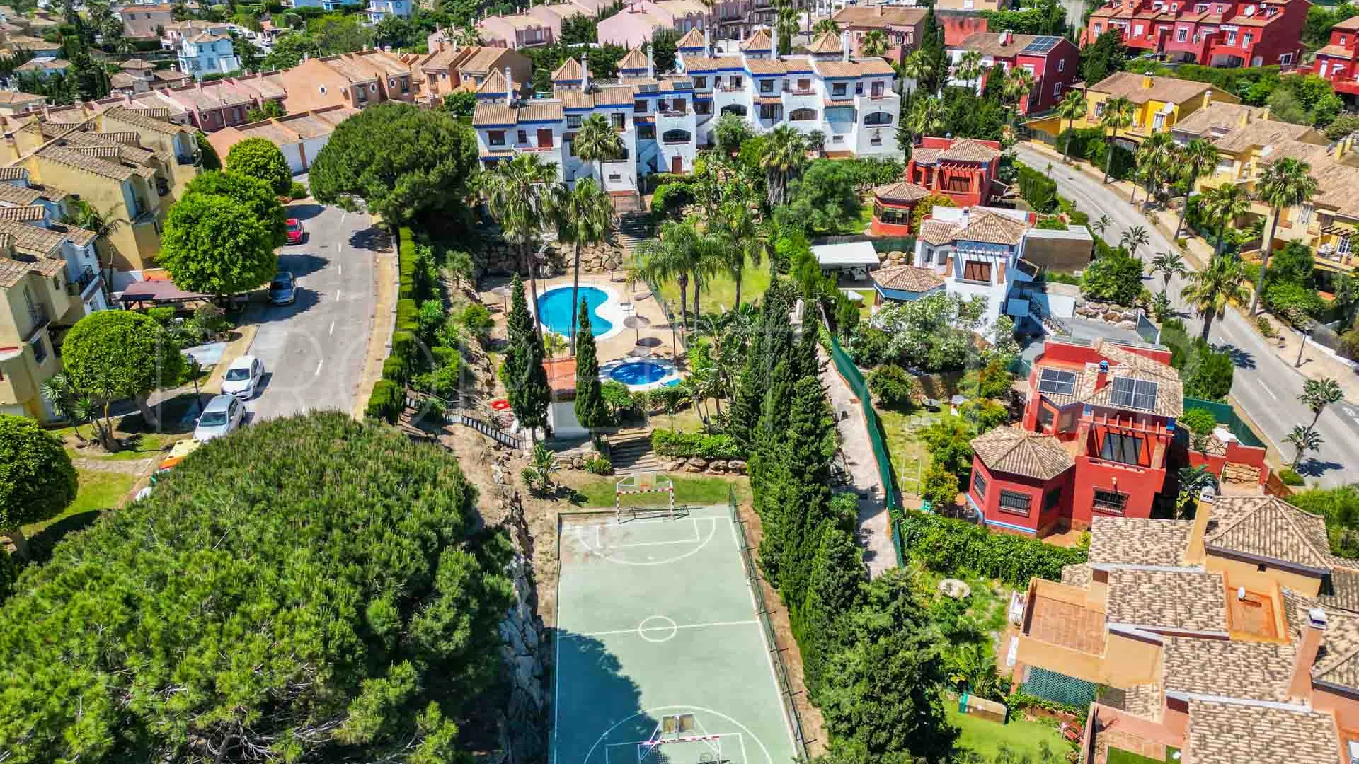 3 bedrooms Alcaidesa Costa town house for sale