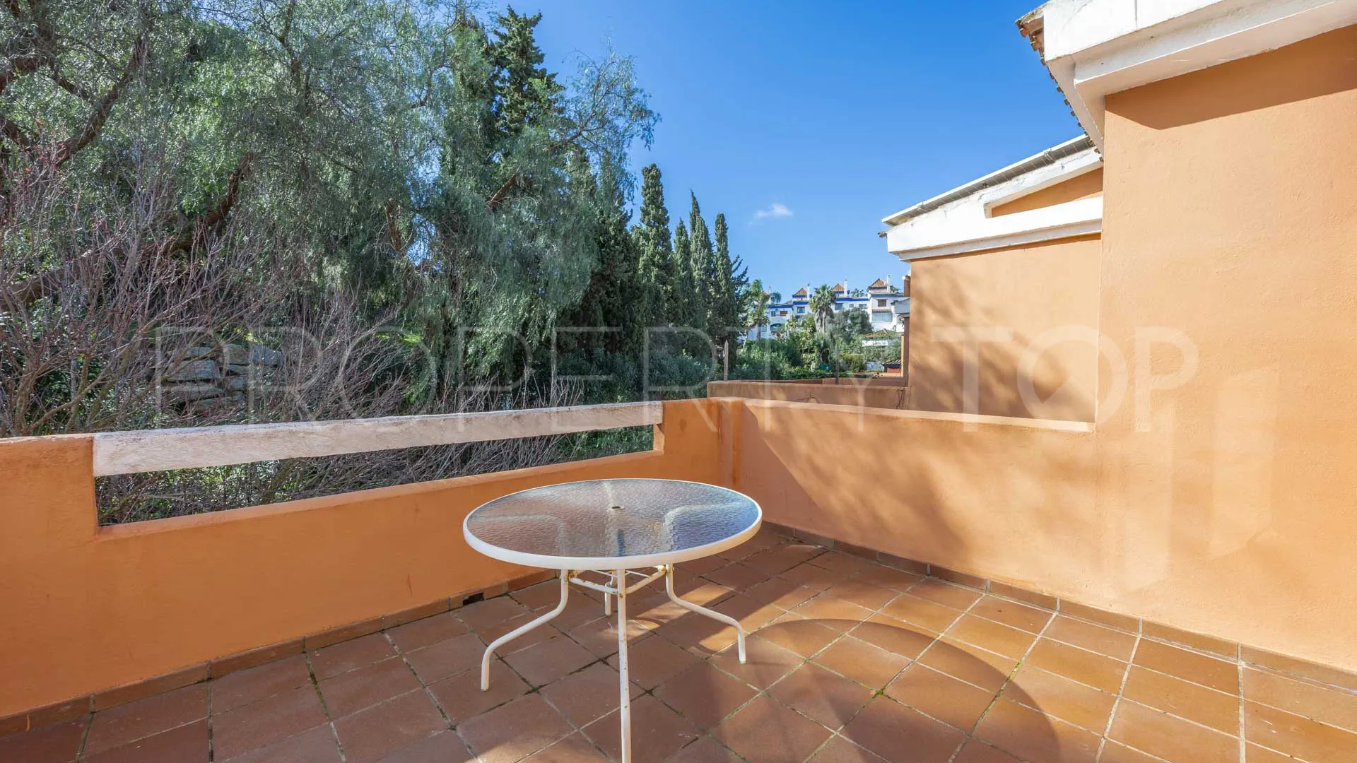 3 bedrooms Alcaidesa Costa town house for sale