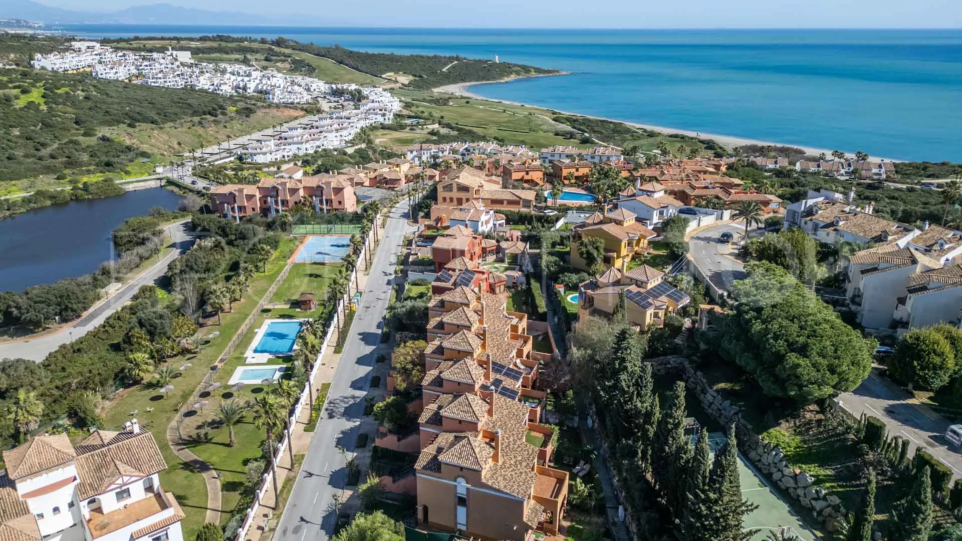 3 bedrooms Alcaidesa Costa town house for sale