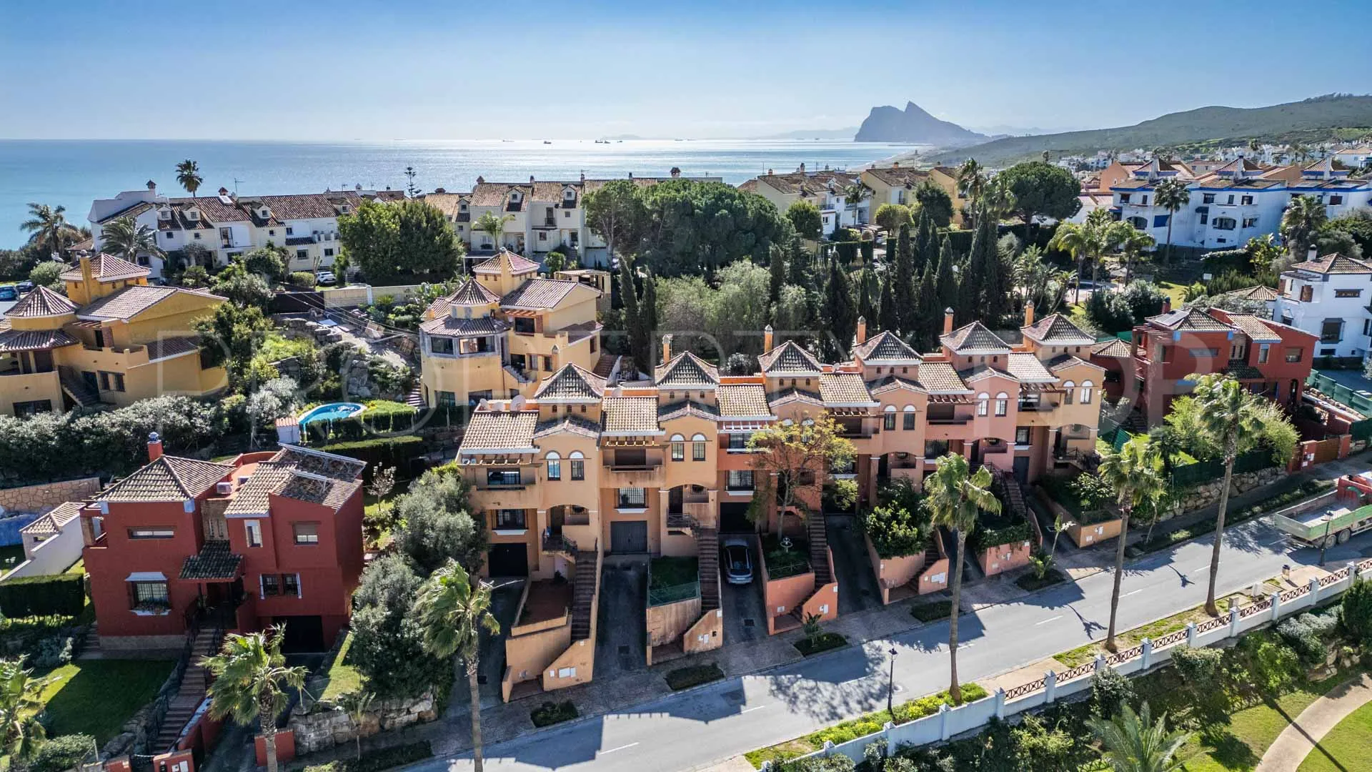 3 bedrooms Alcaidesa Costa town house for sale