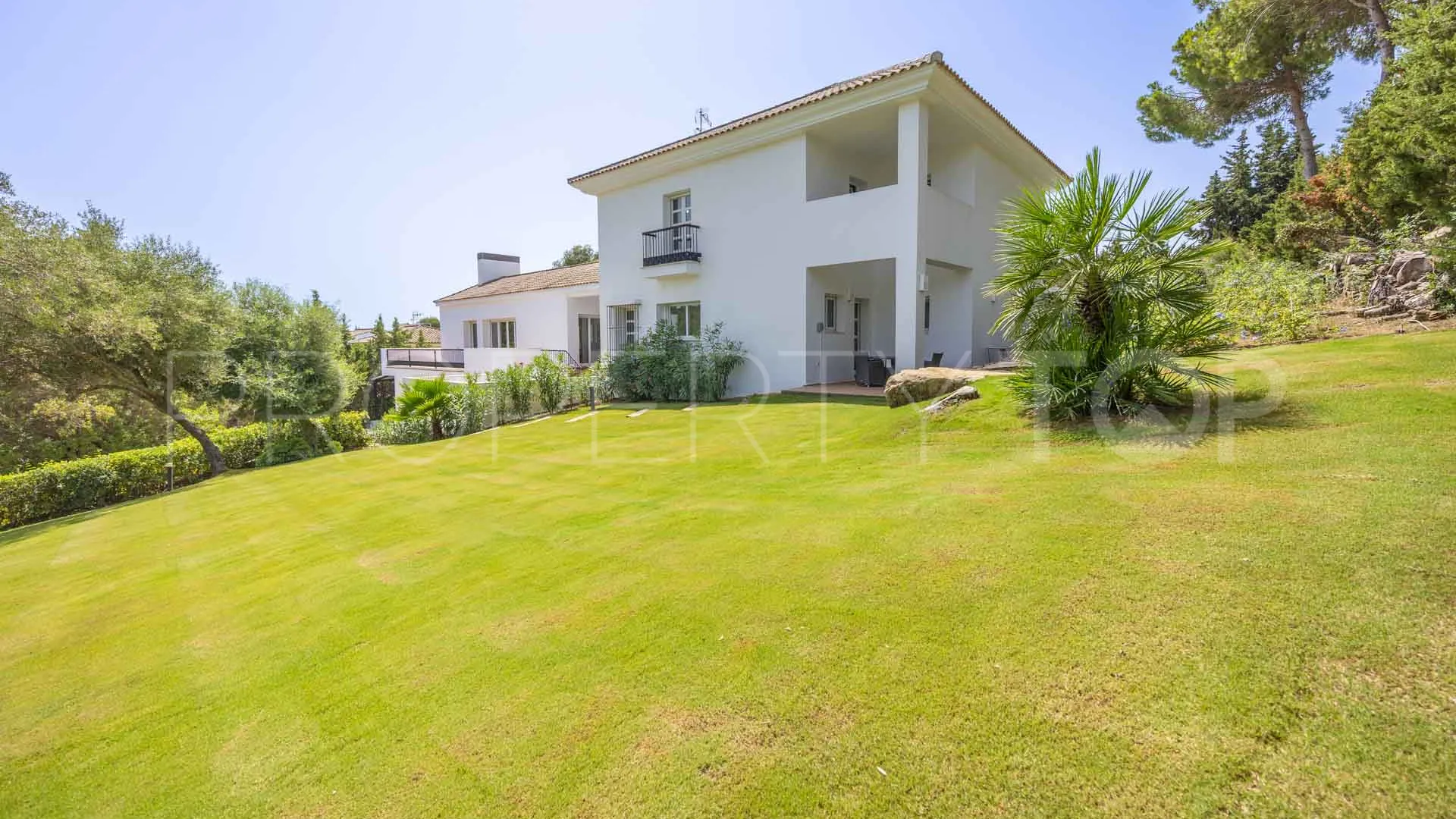 Villa with 5 bedrooms for sale in Zona L
