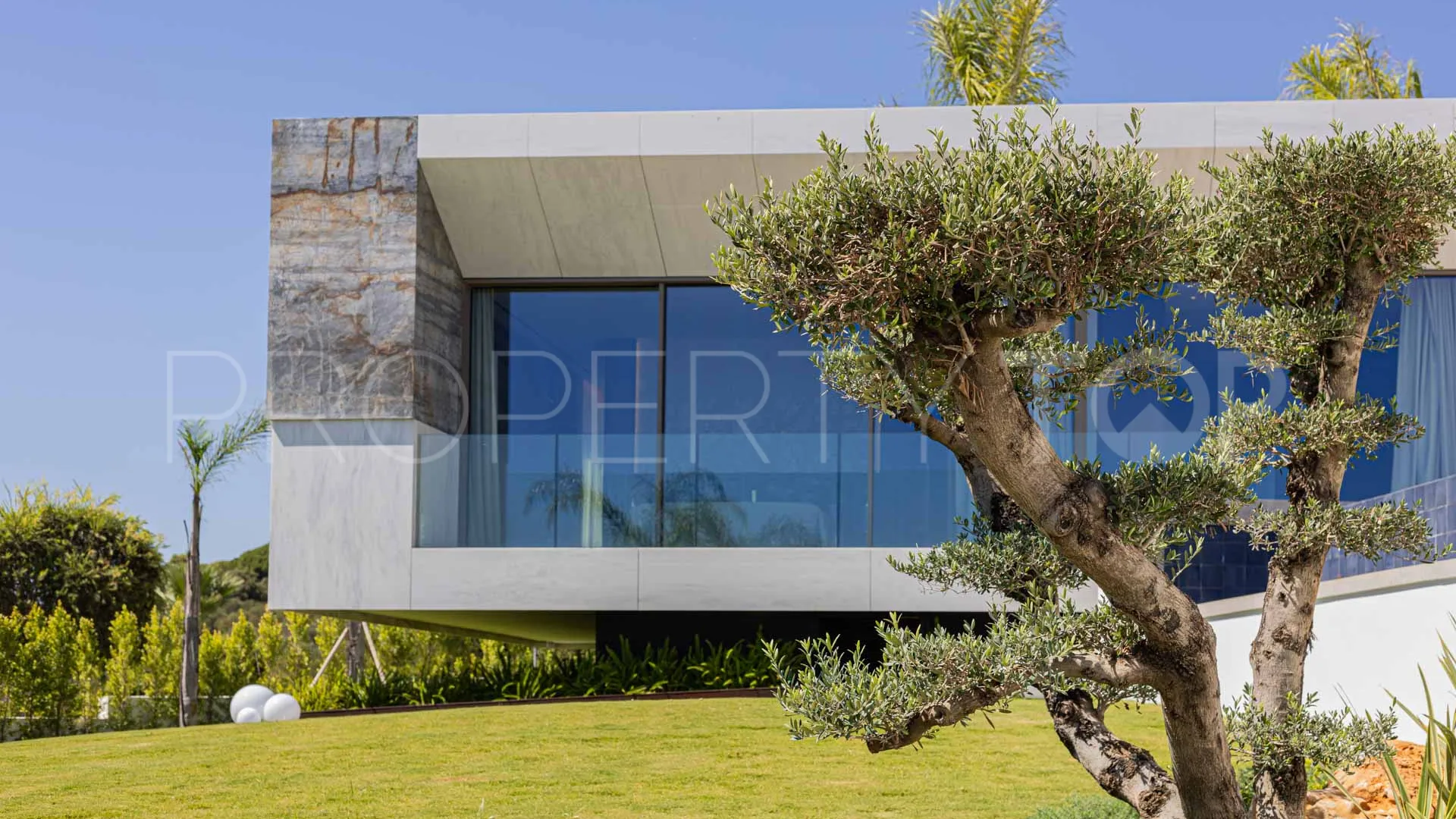 Zona L villa for sale