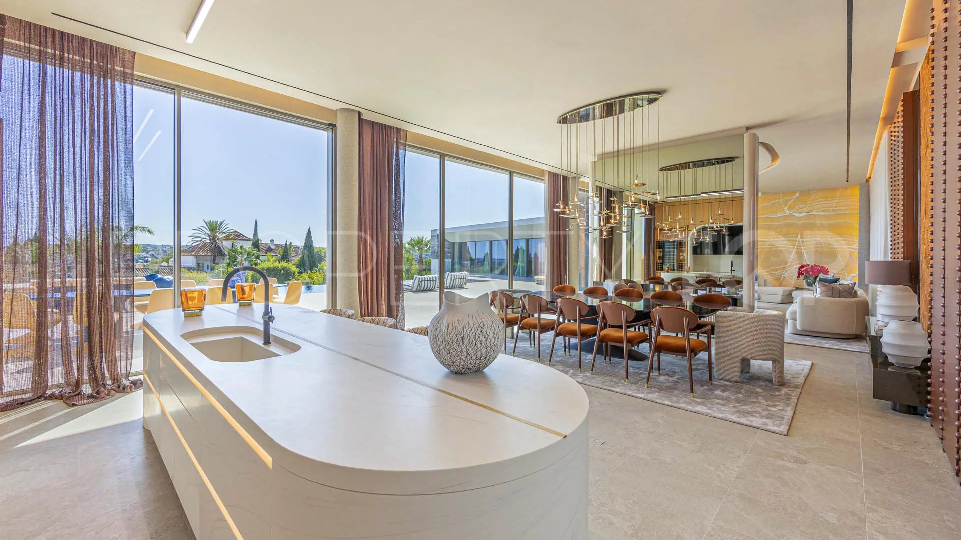 Zona L villa for sale