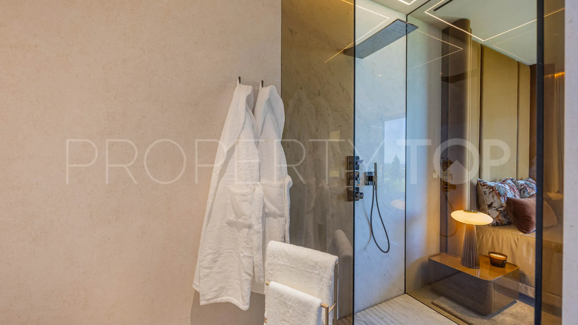 Zona L villa for sale