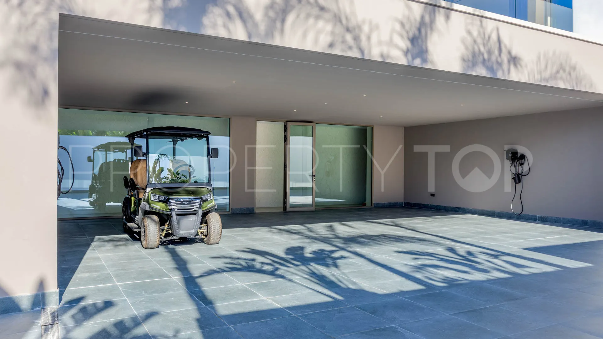 Zona L villa for sale