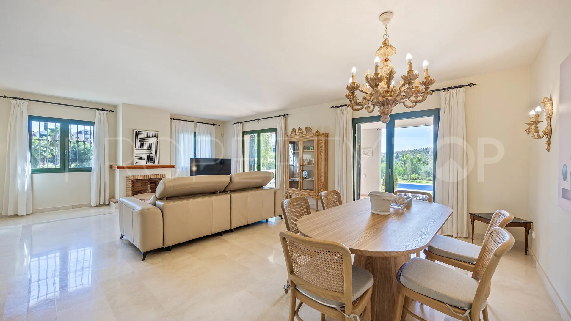 Pareado en venta en Sotogolf de 5 dormitorios