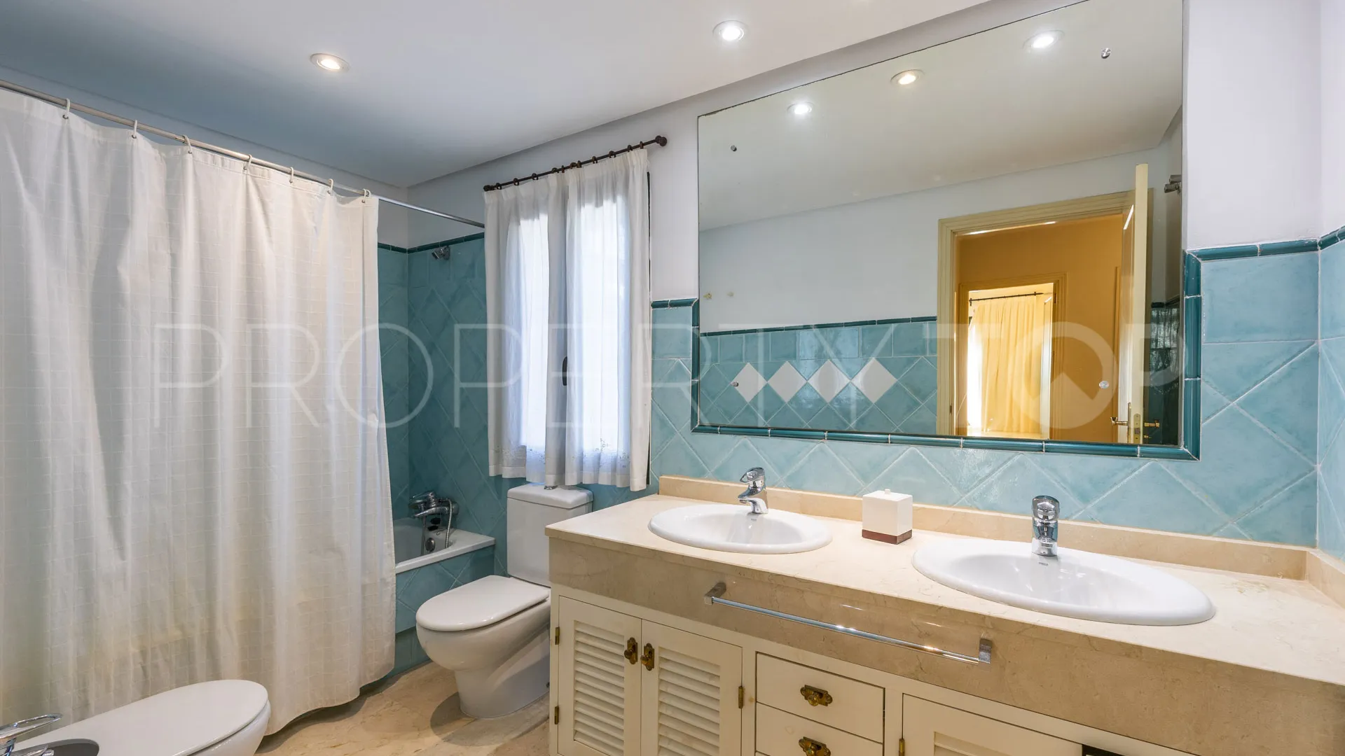 Pareado en venta en Sotogolf de 5 dormitorios