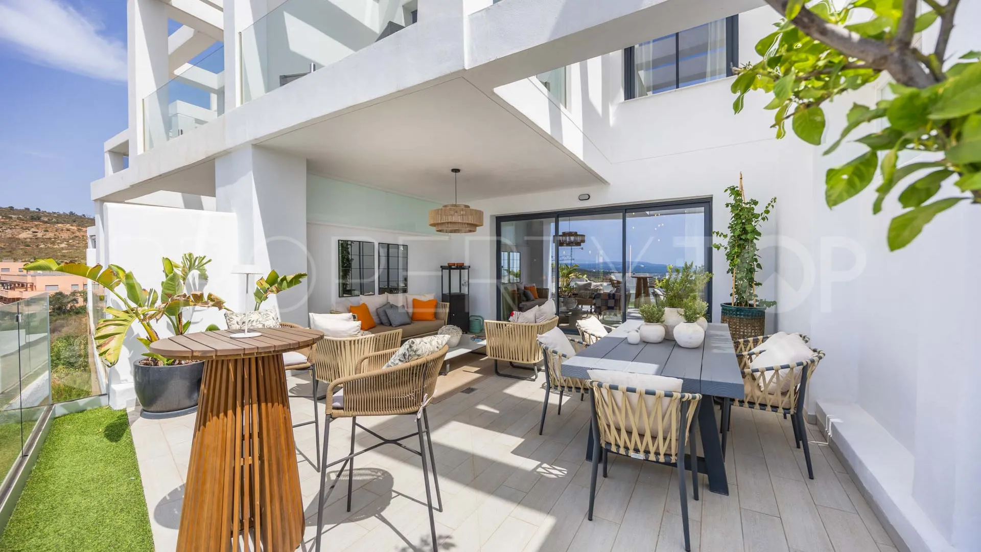 For sale 3 bedrooms town house in Bahia de las Rocas