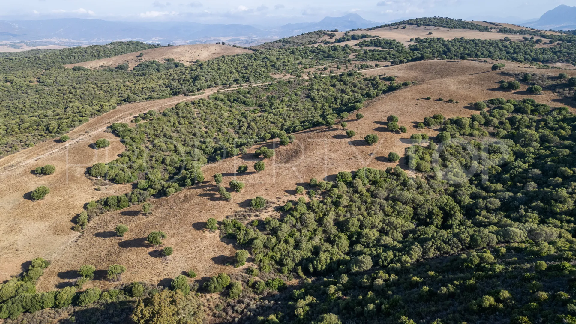 San Martin del Tesorillo, finca a la venta de 4 dormitorios