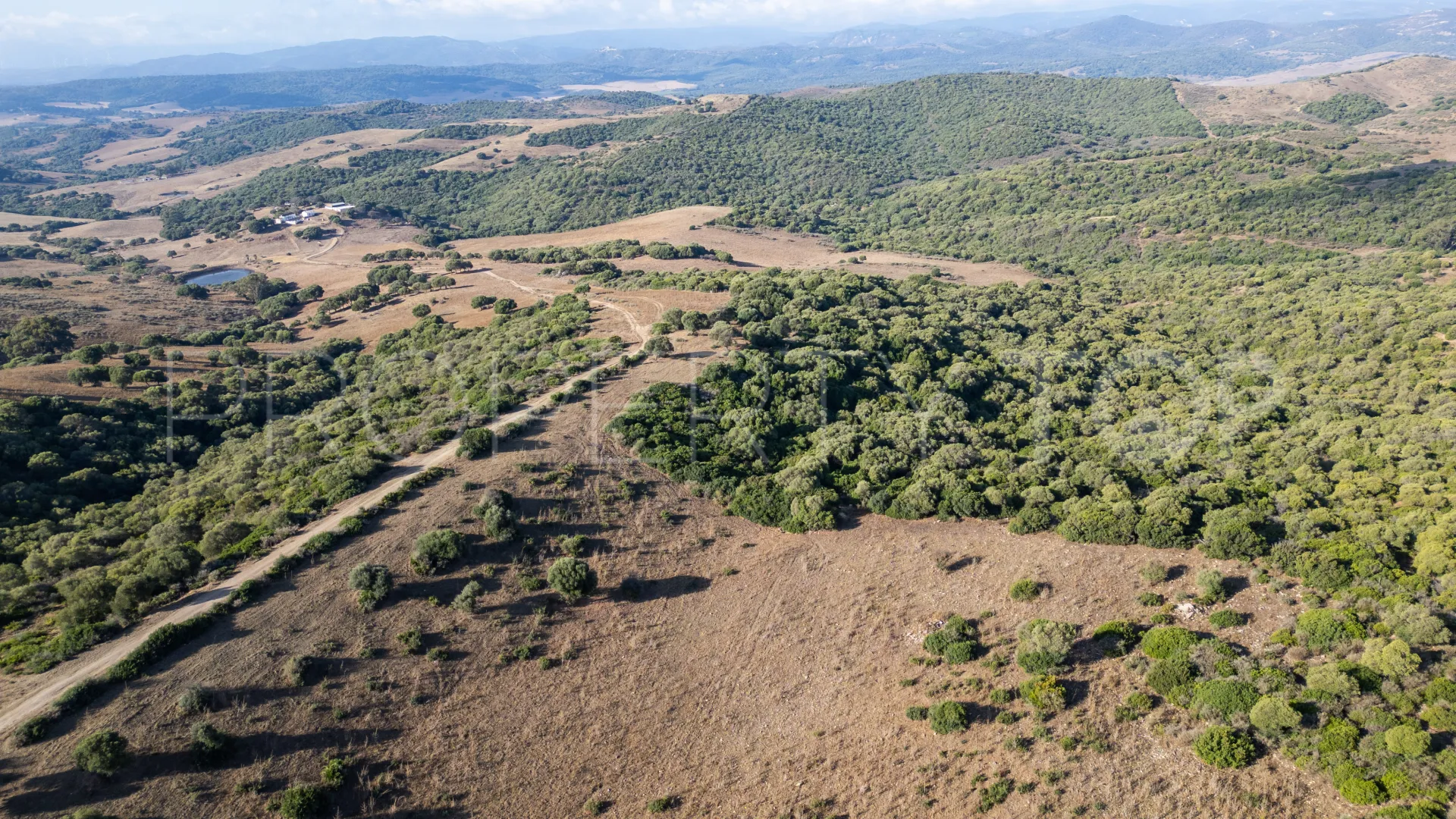 San Martin del Tesorillo, finca a la venta de 4 dormitorios