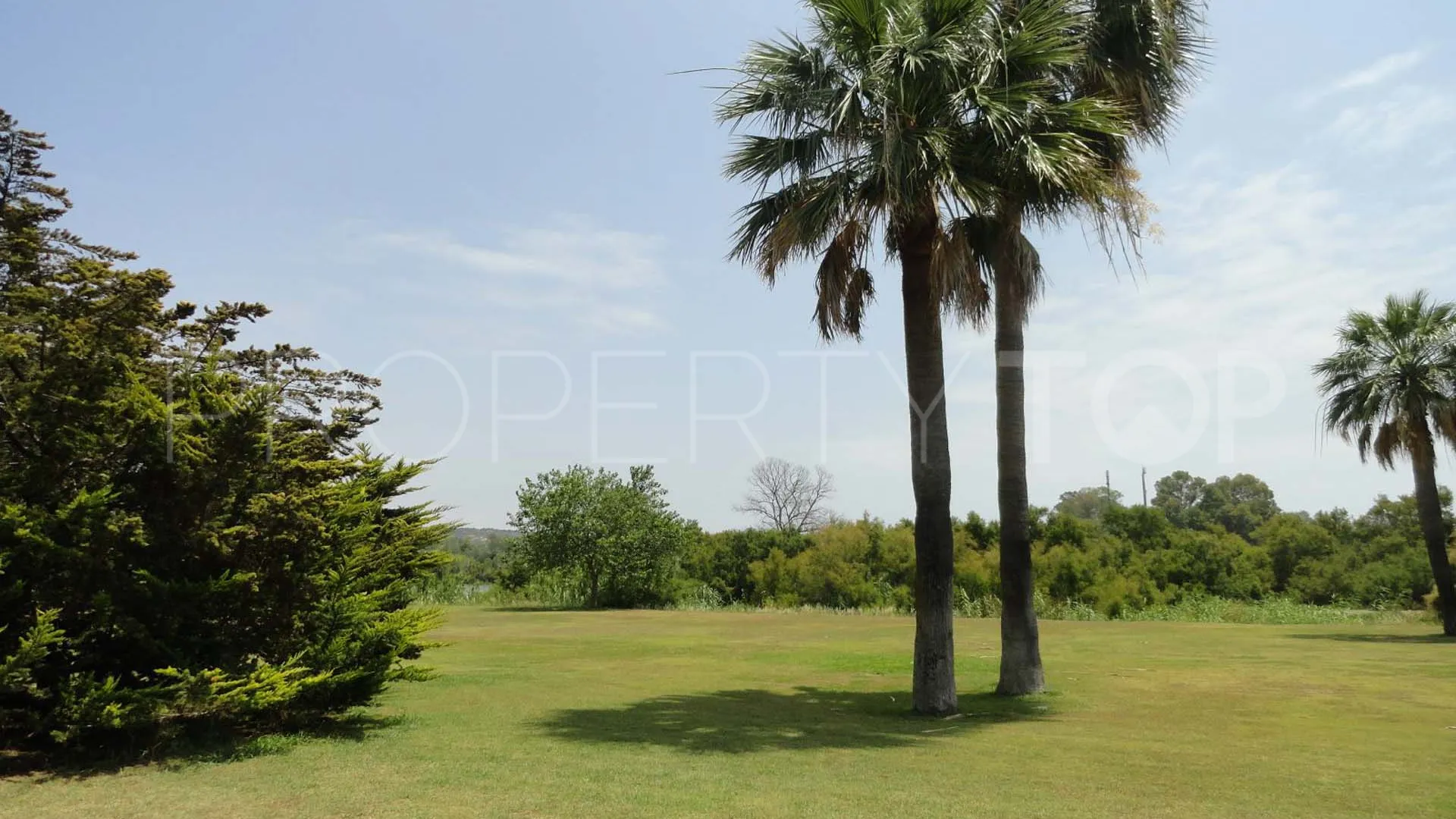 Se vende apartamento de 3 dormitorios en El Polo de Sotogrande